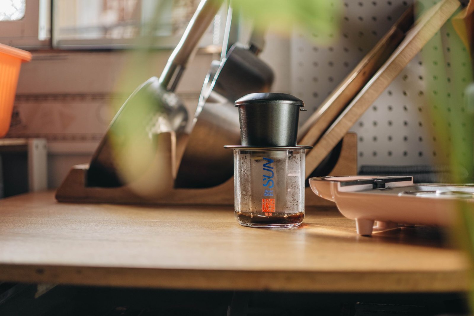 Descaling a coffee maker at home
